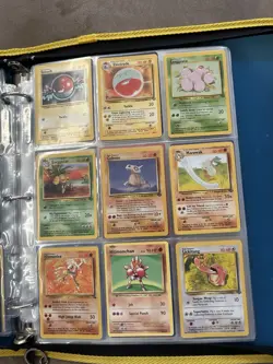 POKEMON CARD COLLECTION LOT BINDER. 150 CARDS - Image 2