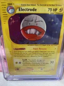 Pokemon Electrode H7/H32 Aquapolis Holo CGC 8.5 ~ Swirl - Image 3