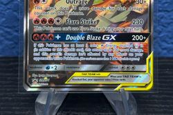 Pokemon Reshiram & Charizard GX SM201 Sun & Moon Black Star Promo Holo Card - Image 4