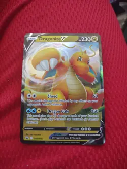 Dragonite V SWSH154 SWSH: Sword & Shield Promo Cards Holo - Image 1