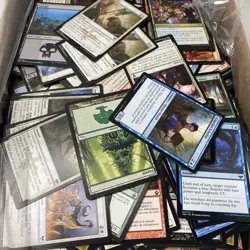 Unsorted Magic: The Gathering TCG and CCG Trading Cards (2000 Plus Cards) - Image 3