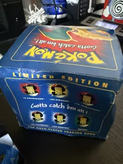 SEALED Pokemon 1999 Burger King 23k gold plated card #06 Charizard Blue Box - Image 3