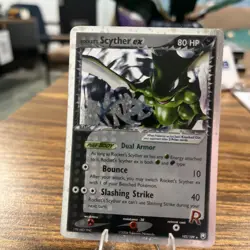 2004 POKEMON ROCKET’S SCYTHER EX TEAM ROCKET RETURNS 102 / 109 HOLO - Image 3