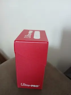 Ultra Pro Pro Deck Trading card game storage box - Red - Image 2