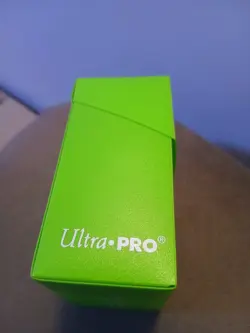Ultra Pro Pro Deck Trading card game storage box - Green - Image 2