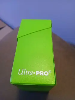 Ultra Pro Pro Deck Trading card game storage box - Green - Image 4