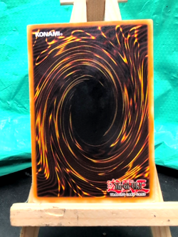 Yu-Gi-Oh Rare First Edition Cyber Jar Dual Spec and 2 extra cards - Image 2