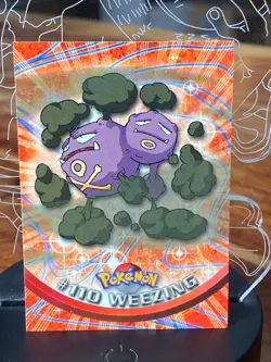 Weezing #110 Pokemon Topps 1999/2000 TV Animation Blue Logo Series 1 - Image 1