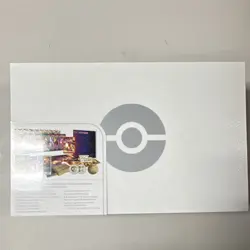 Pokemon Sword & Shield Ultra-Premium Collection Charizard Booster Box 2022 - Image 2