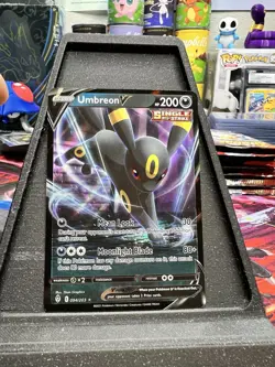 Pokemon TCG Umbreon v Holo Ultra Rare Card 094/203 Evolving Skies - Image 1