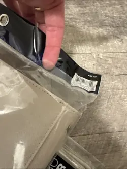 MTG FINAL FANTASY CLOUD - 9 POCKET PREMIUM ULTRA PRO CARD BINDER NEW LOT - Image 3