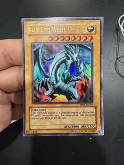 Blue-Eyes White Dragon RP01-EN001 ORIGINAL PRINTING Retro Pack Yugioh - Image 1
