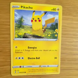 PIKACHU 049/203 POKEMON CARD (EVOLVING SKIES SET) - Image 3