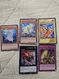 Vintage Yu-Gi-Oh! TCG 5 Card Lot 1st Edition English - Image 1