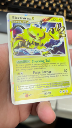 Pokemon TCG Electivire LV.X 121/123 Mysterious Treasures Holo NM - Image 2