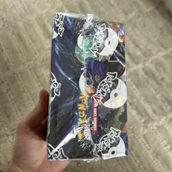 Pokemon Chilling Reign Booster Box *SEALED* (Corner Smushed) - Image 5