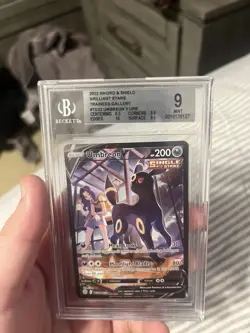2022 Pokemon Brilliant Stars Umbreon V #TG22/TG30 Trainer Gallery Beckett 9 Mint - Image 1