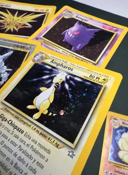 Pokemon 106 Lot Spanish Vintage 1st Edition Gengar Zapdos neo genesis holo base - Image 5