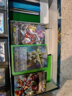 Cardfight Vanguard Bulk Lot of 2000 Cards Binder and Box mixed rarity and era - Image 4