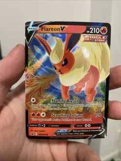 Flareon V SWSH149 SWSH: Sword & Shield Promo Cards Holo - Image 1