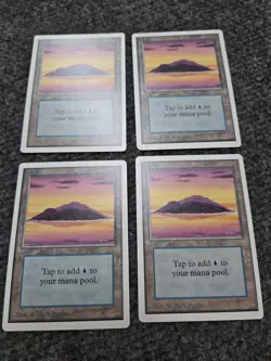 MTG Unlimited Island (A) Magic the Gathering Near Mint Condition - Image 5