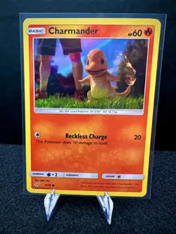 Charmander 4/18 Detective Pikachu Holo Common Pokemon TCG Card NM - Image 1