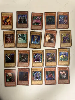 Yu-Gi-Oh 1996 Vintage 95 Card Lot Holos 1st Ed Rare Spellcaster Machine Thunder - Image 3