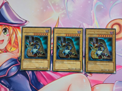 Yugioh x3 Dark Magician DB1-EN102 Ultra Rare Unlimited Edition NM/VLP - Image 1