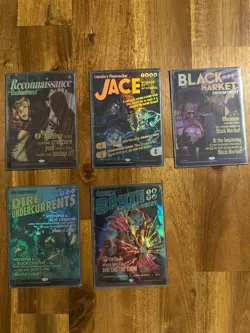 Secret Lair : Hard-Boiled Thrillers Rainbow Foil NM - Image 1