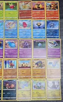 Pokemon TCG x93 Evolving Skies Bundle - Rare, Reverse Holo, Common, Uncommon NM - Image 5