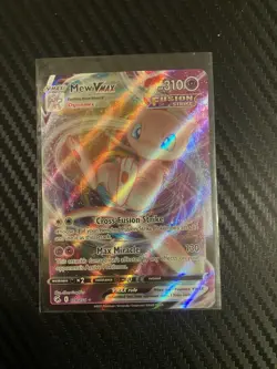 Mew VMAX 114/264 Ultra Rare Holo Fusion Strike Pokemon Card NM - Image 1