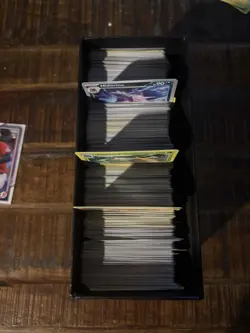 Pokemon Cards Bulk Roughly 560 Cards Modern Cards Box Included See Description - Image 1