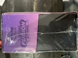 Pokemon TCG Sword & Shield Fusion Strike Elite Trainer Box Factory Sealed SWSH08 - Image 3