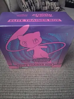 Nintendo Pokemon TCG Sword & Shield-Fusion Strike Elite Trainer Box - Image 1