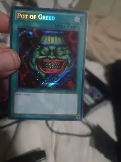 Pot of Greed - LCJW-EN061 LP Secret Rare - Image 1