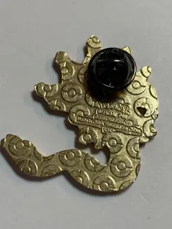 POKEMON official metal Zygarde 50% Forme COLLECTOR'S PIN TCG - Image 2