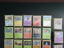 Pokemon TCG - Sword & Shield Bulk Lot #3 - 1000+ Cards including 300+ Holofoil - Image 2