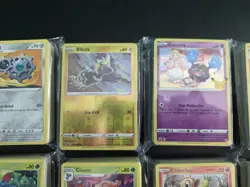 Pokemon TCG - Sword & Shield Bulk Lot #3 - 1000+ Cards including 300+ Holofoil - Image 4
