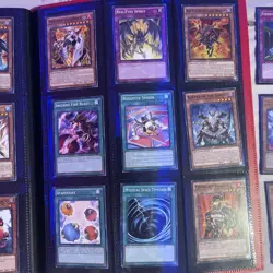 Yu-Gi-Oh! 150 Card Binder,lot - Image 4