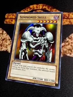 🔥YUGIOH • SUMMONED SKULL • SUPER RARE • LCYW-EN010 • 1st EDITION • NM🔥 - Image 3