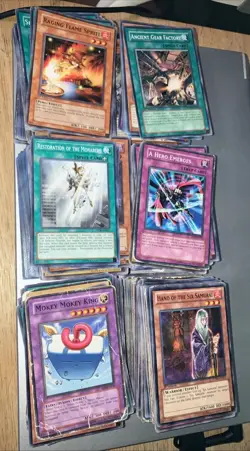 Yu-Gi-Oh! Over 600! Card Lot Bulk Random Commons NM/LP/HP Etc Variety Old & New - Image 1