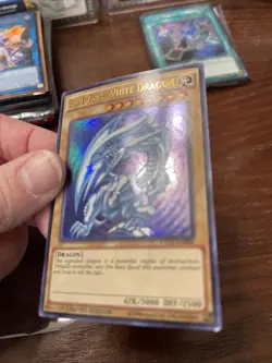 Blue-Eyes White Dragon CT13-EN008 2016 Mega-Tins Limited Edition - Image 3