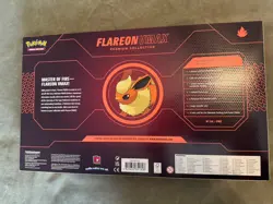 Pokemon TCG – Flareon VMAX Premium Collection Box -Factory Sealed 820650101618 - Image 2