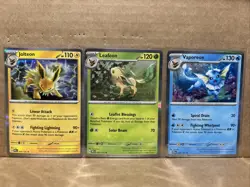 Pokemon Eveelution Holo Card Lot Of 3 (Jolteon29 Leafeon5 Vaporeon22) - Image 1