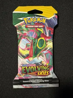 Pokemon TCG Sword & Shield Evolving Skies Sleeved Booster Pack - Image 1