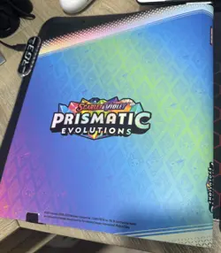 Prismatic Evolutions - Eevee Binder - NEW- IN HAND-no cards incl. JUST BINDER - Image 2