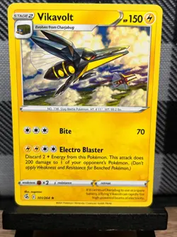 Pokemon TCG: Vikavolt 101/264, Fusion Strike - Image 1