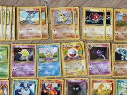 Vintage Pokemon WOTC Trading Card Bundle – Base Jungle Fossil Team Rocket LP/HP - Image 3