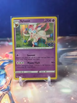 Sylveon 035/078 Pokemon GO Holo Pokemon TCG NM - Image 1