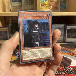 YUGIOH VAMPIRE FRAULEIN SECRET RARE 1ST EDITION NM DASA-EN003 - Image 1